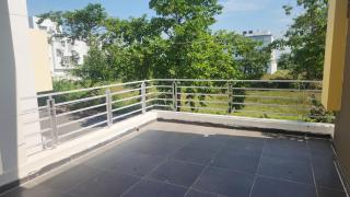 Peace & Tranquil where it's least expected ! - 4