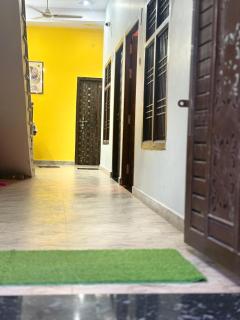 Aagya Luxury Homestay - 8