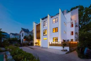 Huazhu Luxury Huangshan Warm Wood Homestay Tangkou Nandamen Branch - 0