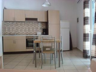 Smaragdi Studios and Rooms - 4