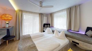 Hotel Adler I Haus-Innenhof - 4