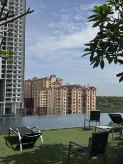 Urban Suites Home Suites by Twinkle Loft - 5