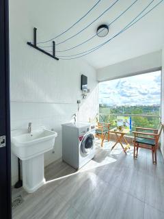 Executive elegantly furnished three bedroom apartment with all modern facilities ,modern swimming pool ,fully equipped gym,children playground and close proximity to major shopping centers and gourmet restaurants - 2