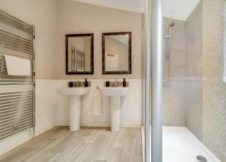 Otters Mead Boutique Lodges - 3