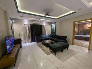 Luxurious 2 Bed Apartment Bahria Active - 6