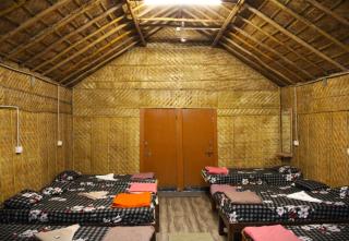 Rocky Meadows Resort Hampi - 4