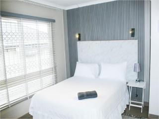 NALEDI LODGE & GUEST HOUSES - 7