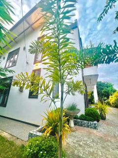 Meadow View Villa - 2