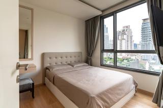 Free Airport Pick Up Rooftop Pool Gym near BTS Emquartier Shopping city center - 4