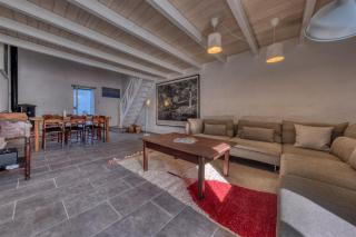 Casa Amaris - Award-Winning Canarian House By Lanzarote Vacation Homes - 8