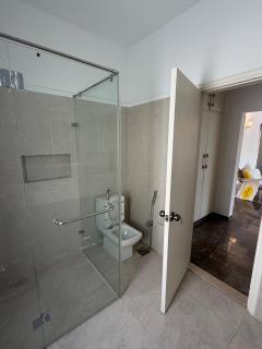 Spacious & elegant 3-Bedroom Home in DHA Ph-6 KHI - 8