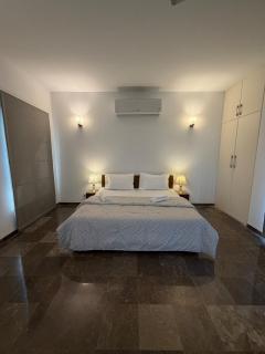 Spacious & elegant 3-Bedroom Home in DHA Ph-6 KHI - 3