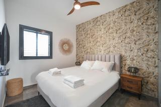 Colorful 2BR next to Gazoz Beach by HolyGuest - 3