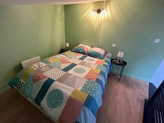 La Vie est Belle - 5