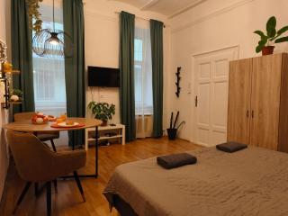 Urban Calm Studio close to the Boulevard - 3