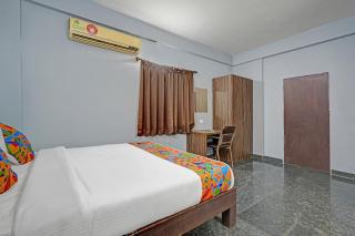 Via Luxury Suites - Padmavathi Meenakshi Kalyana Mantapa, Road Shivanna Layout - 8