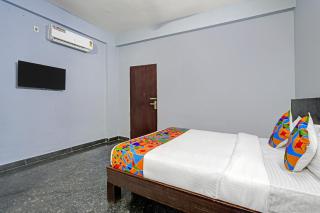 Via Luxury Suites - Padmavathi Meenakshi Kalyana Mantapa, Road Shivanna Layout - 4