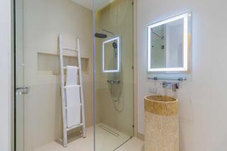 V271 Smart Villa Full Amenities Best Stay Escape - 5