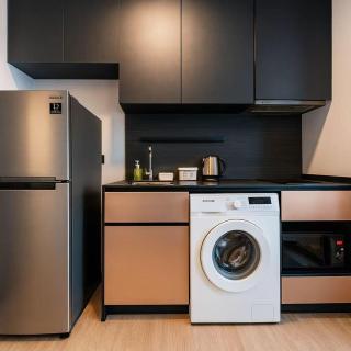 无边泳池的高端公寓 距离海滩很近 在市中心步行街旁 - 3