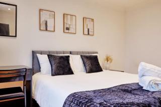 6-Bed Parking Monthly Discounts Garden - 1