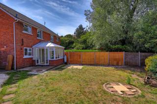 Big Discounts 3 Bed Parking Garden - 6
