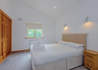 Penvale Lakes Lodges - 3