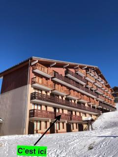 Plagne Soleil 2050 m Ski in and out sleeps 6 - 2