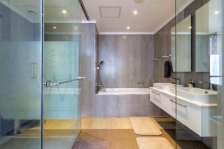 Apartment Towers in Sandton- with luxury Spa - 1