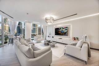 Skyline Views with Waterfront & Marina Walk - 3 BDR Apartment - 9