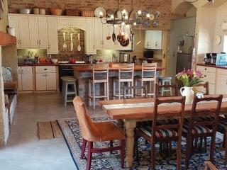 Hartland Country House Oudtshoorn - 1