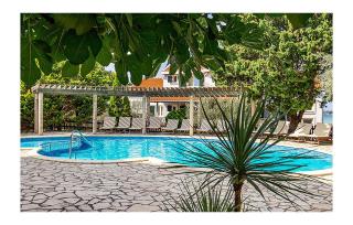 Gorgeous Apartment In Kampor With Wifi - 2