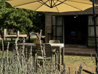 Hartland Garden Loft - 8