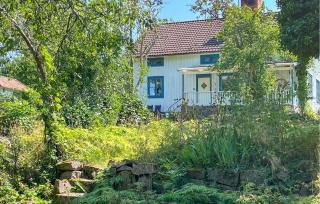 2 Bedroom Pet Friendly Home In Alsterbro - 1