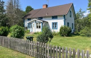 2 Bedroom Pet Friendly Home In Alsterbro - 0