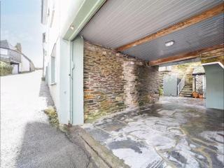 Church Hill House - 9