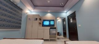 Spacious Rooms on 1st Floor Gulshan e Iqbal BLK7 - 0