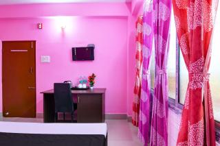 Hotel O Lotus Homestay - 1