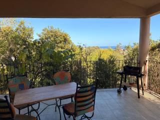 CATALINA 2-MYRTHA- Piscine en résidence- vue mer- plage à pieds - 0
