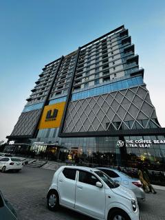 Elysium Luxury Service Apartment By LMY Facing Centaurus Mall Blue Area Islamabad - 6