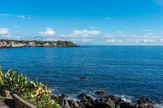 LaLuna Apartments - Sea Panorama - 20mins from CTA airport - Acitrezza - 3