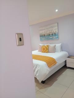 Sea View Hideaway - 8