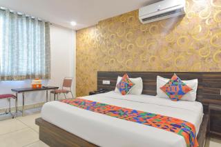 Hotel Neelambar Villa - 2