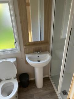 Lovely 8 Berth Caravan With Decking To Hire At Naze Marine In Essex Ref 17030Ga - 3