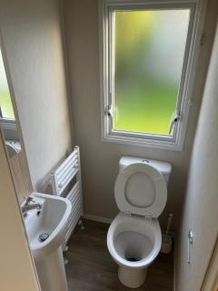 Lovely 8 Berth Caravan With Decking To Hire At Naze Marine In Essex Ref 17030Ga - 1