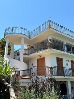 Exclusive Villa with Pool Near Monreale - 5