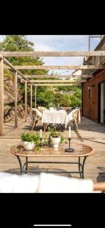 Beautiful house close to center - 1