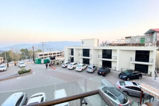 Luxury One Bed Apartment in Monal Murree - 5