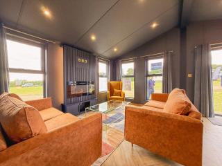 Blackthorn Timber Lodge - 0