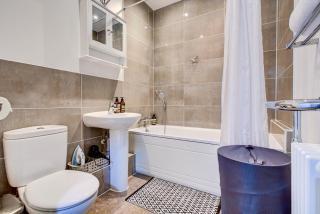 Luxury Townhouse near Ipswich Waterfront - 5