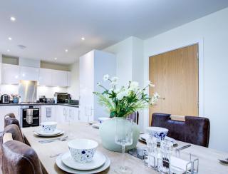 Luxury Townhouse near Ipswich Waterfront - 3
